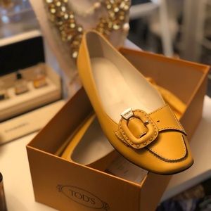 Tod’s loafers